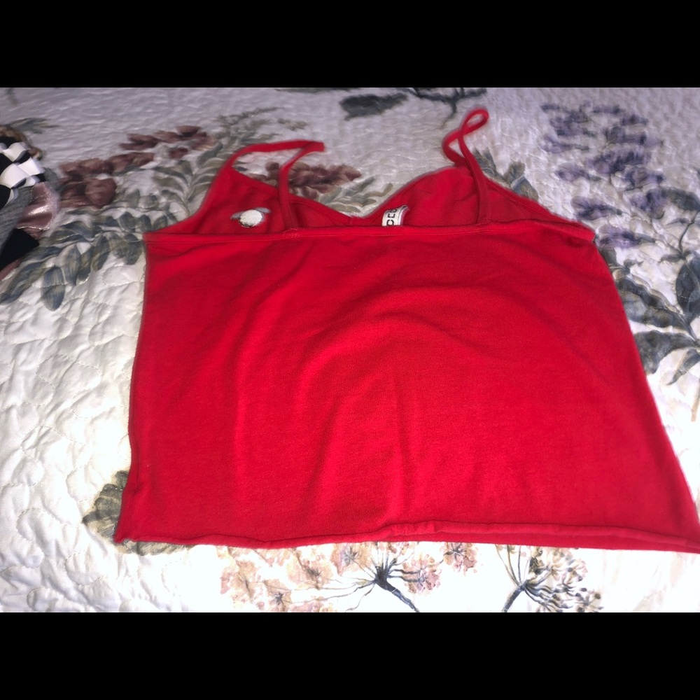 crop top - Picture 2 of 3